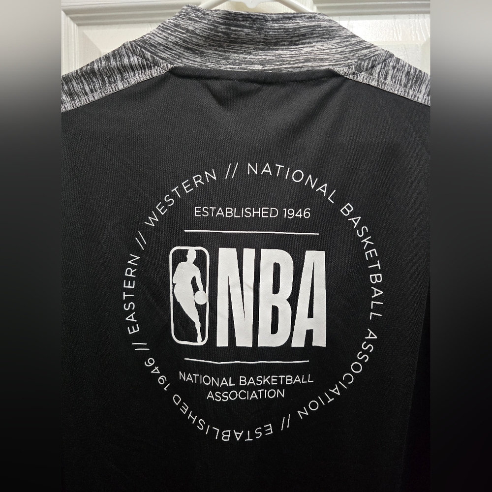 NBA Long Sleeve - Picture 5 of 7